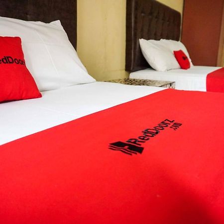 RedDoorz Resort @ Tawangmangu Luaran gambar