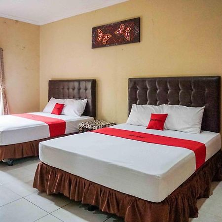 RedDoorz Resort @ Tawangmangu Luaran gambar