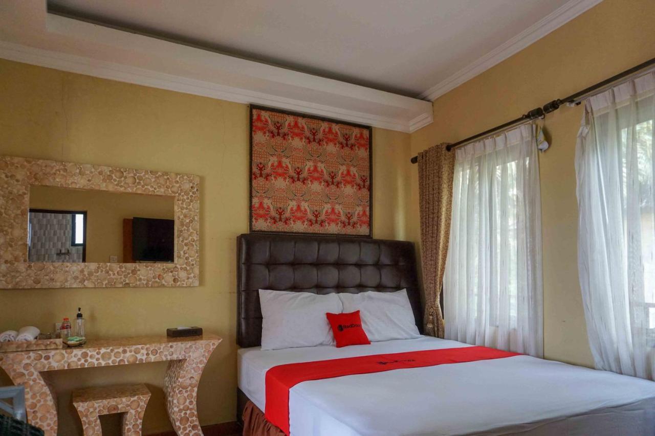 RedDoorz Resort @ Tawangmangu Luaran gambar