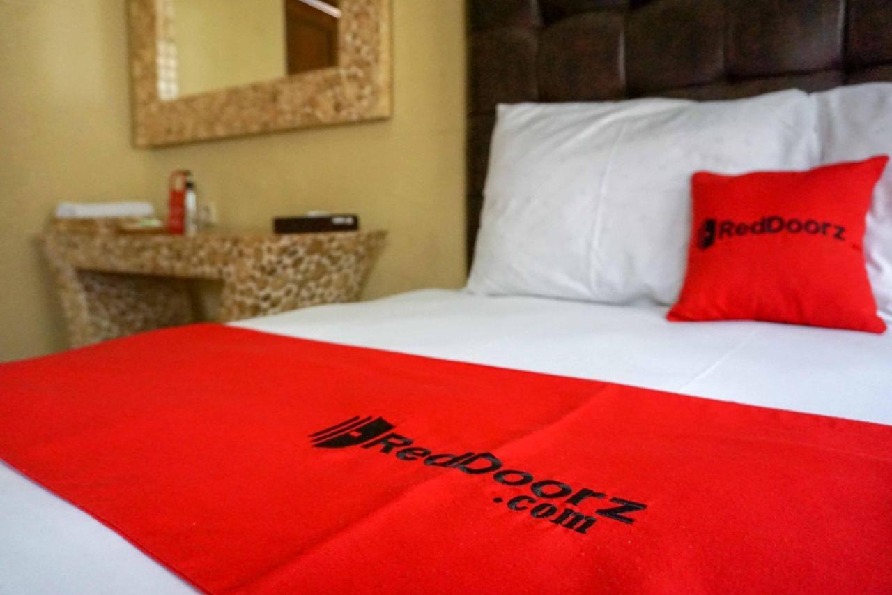 RedDoorz Resort @ Tawangmangu Luaran gambar